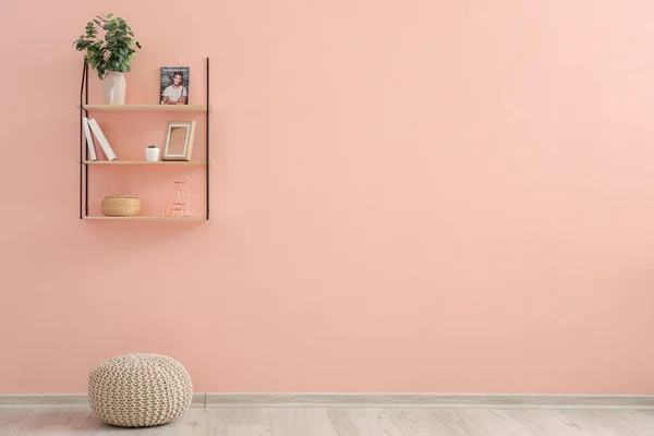 Modern Shelves Hanging Wall — Stock Photo, Image