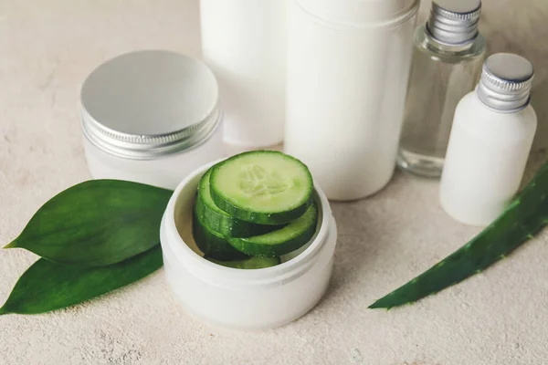 Cosmetics Cucumber Extract Table — Stock Photo, Image