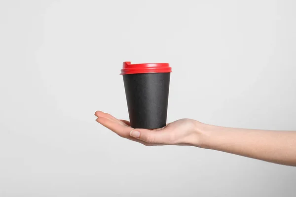 Hand Takeaway Cup Drink Light Background — Stock Photo, Image