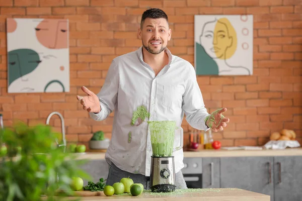 Clumsy Man Spilled Smoothie Kitchen — Stock Photo, Image