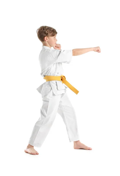 Kleine Jongen Oefenen Karate Witte Achtergrond — Stockfoto