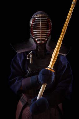 Adam kendo avcı bokuto ile portresi