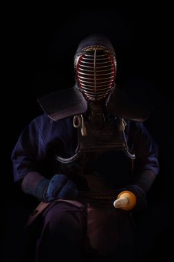 Kendo erkekler savaşçı beyaz zemin üzerine