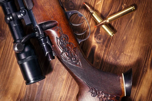 Odstřelovací puška s odrážkami — Stock fotografie