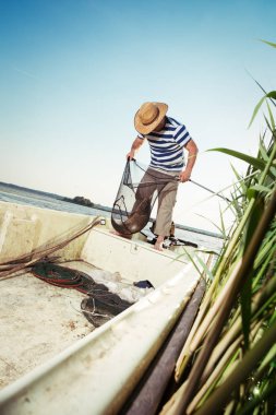 bir av için net kontrol balıkçı