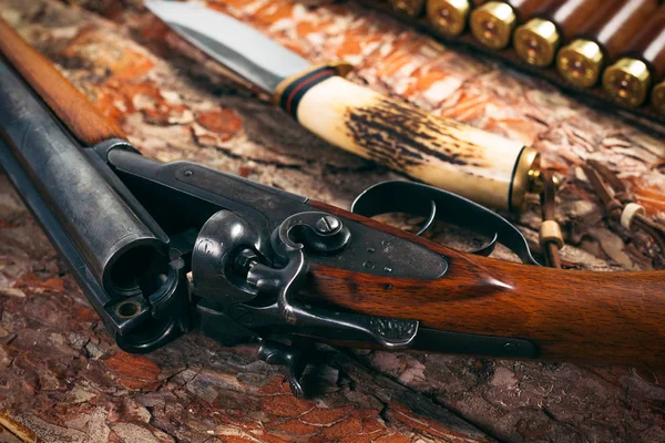 Jagdausrüstung Auf Altem Holzgrund — Stockfoto