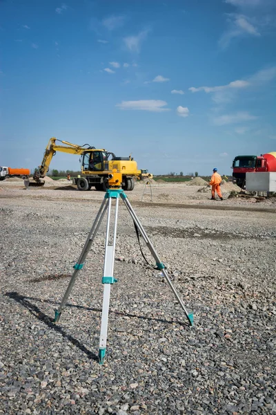 Landmeetkunde Meten Apparatuur Niveau Theodoliet Statief Construction Gebied Bouwplaats — Stockfoto