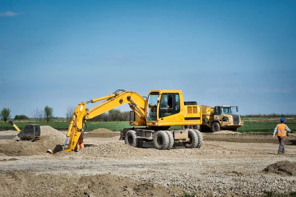 Voertuigen Een Bouwplaats — Stockfoto