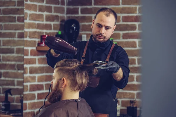 Peluquería Secado Cabello Masculino Peluquería —  Fotos de Stock