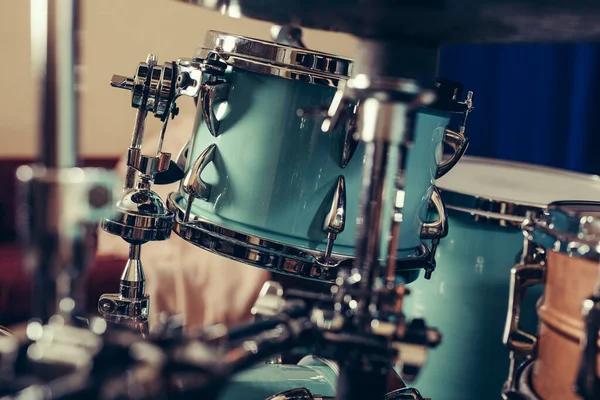 Detail Van Een Drumstel Close Drums Het Podium Retro Vintage — Stockfoto