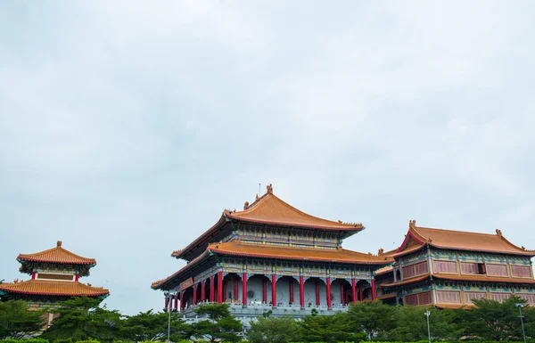 Wat Leng-noei-yi 2, el templo budista chino más grande de Tailandia — Foto de Stock