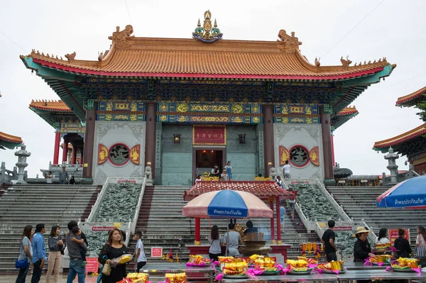 Wat Leng-noei-yi 2, el templo budista chino más grande de Tailandia — Foto de Stock