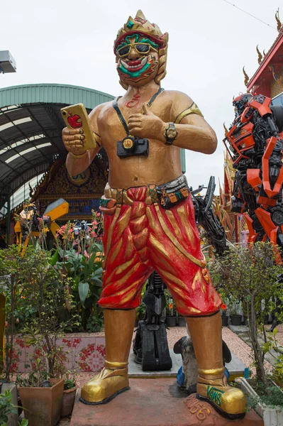 Statue de Hanuman au temple Wat Ta Khian, province de Nothaburi, Thaïlande — Photo