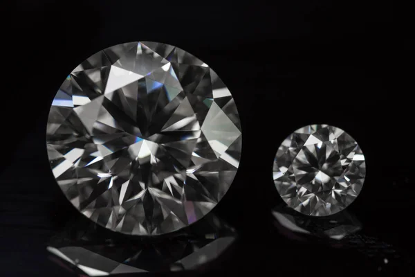Kulaté Řezané Diamanty Černém Pozadí — Stock fotografie