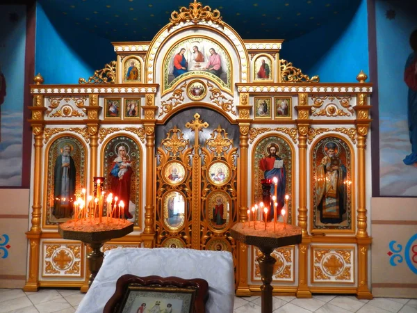 Furniture of St. John the Baptist Church (John the Baptist) in Russia (Krasnodar Krai). Orthodox complex "Sacred Handle" or "Gold Handle". — Stock Photo, Image