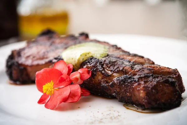 Bife de Nova Iorque — Fotografia de Stock