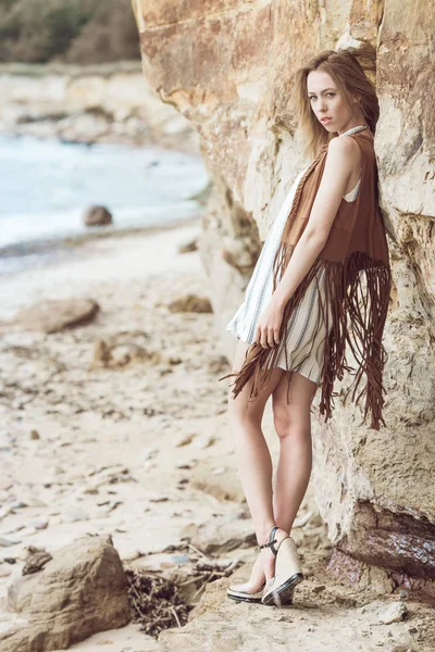 La moda en la playa —  Fotos de Stock
