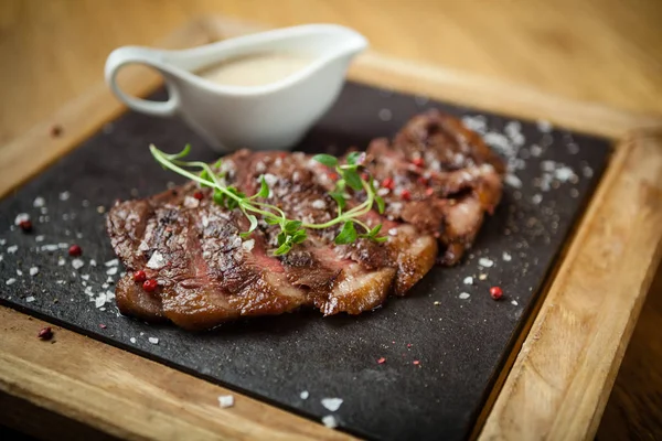 Geschnittenes Steak picanya — Stockfoto