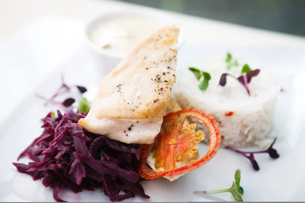 Chicken breast with rice — Stock Photo, Image