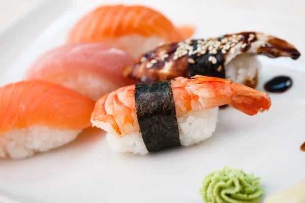 Farklı sushi seti — Stok fotoğraf