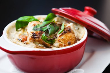 Geleneksel tavuk cacciatore