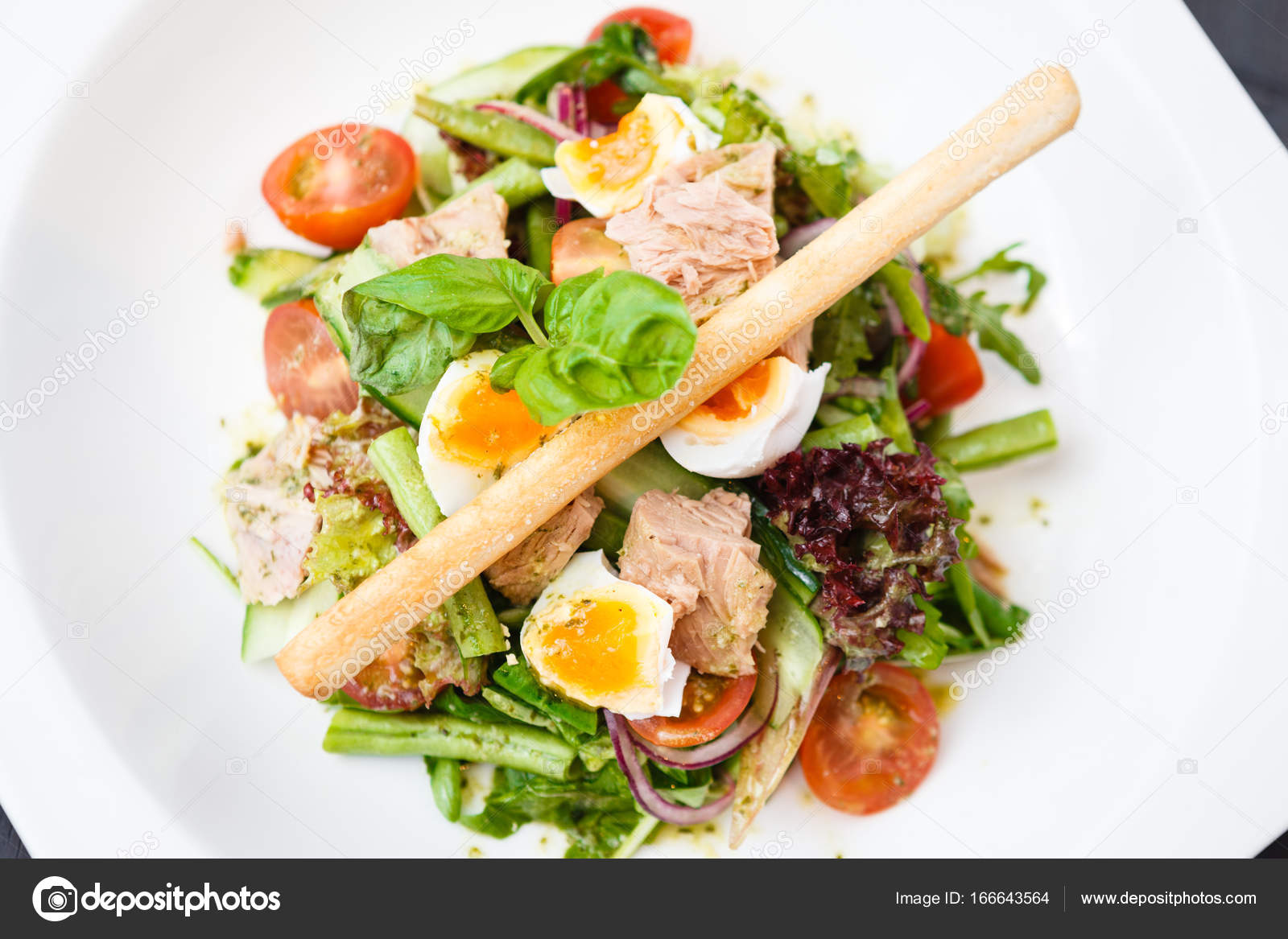 Baharatlı Tuna Salatası Tarifi Baharatlı Tuna Salatası Tarifi