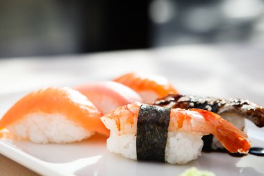 Farklı sushi seti