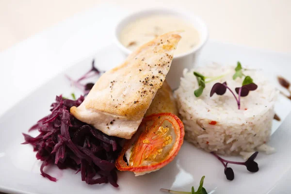 Chicken breast with rice — Stock Photo, Image