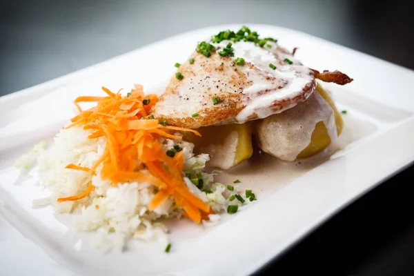 Chicken Stuffed with cream cheese — Stock Photo, Image