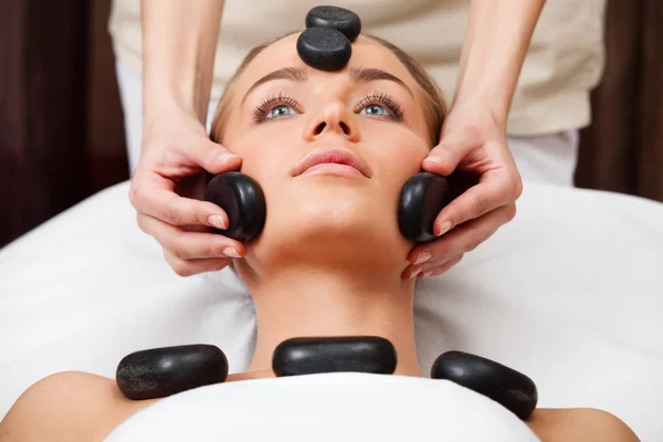 Beauty spa treatment — Stock Photo, Image