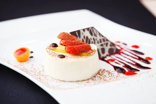 Panna cotta dessert — Stockfoto