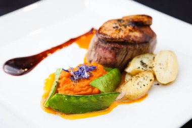 Patates ile Dana fileto