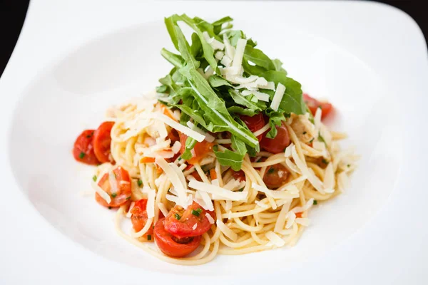 Klassische Hühnerpasta — Stockfoto