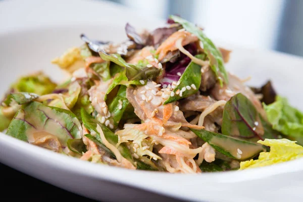 Chicken and noodle salad — Stock Photo, Image