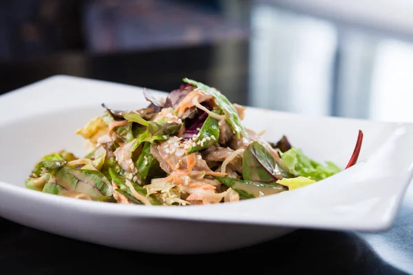 Chicken and noodle salad — Stock Photo, Image