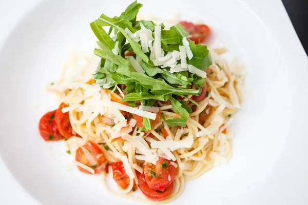 Klassische Hühnerpasta — Stockfoto