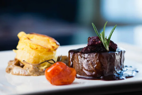 Roasted beef tenderloin — Stock Photo, Image