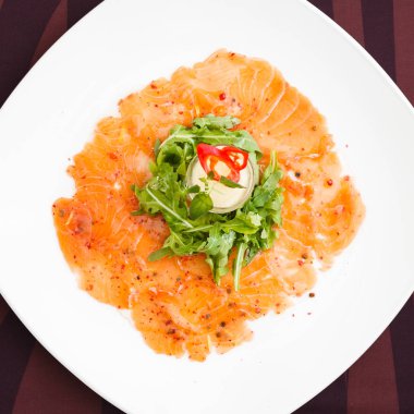 Somon carpaccio meze