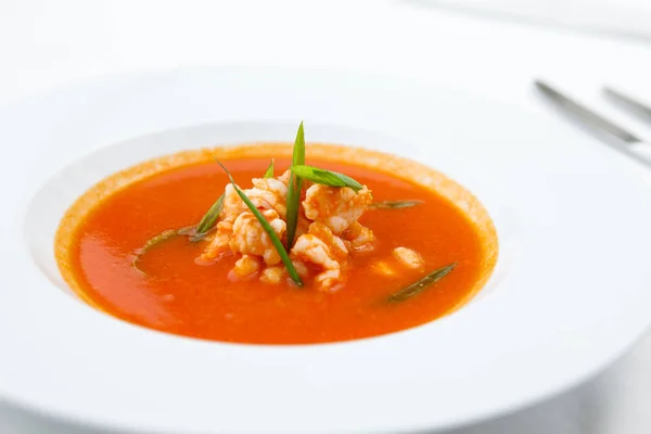 Garlic soup with prawns — Stock Photo, Image