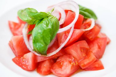 taze domates salatası