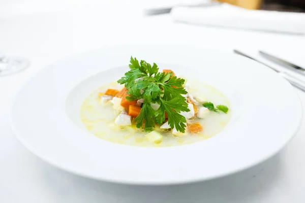 Broth fish soup — Stock Photo, Image