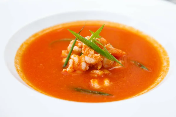 Garlic soup with prawns — Stock Photo, Image
