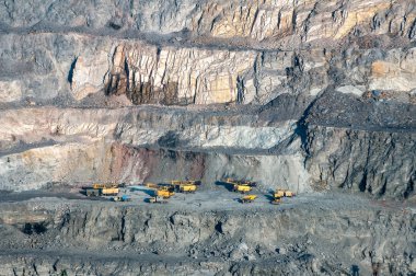 demir cevheri ocağı