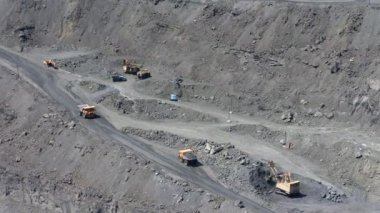 demir cevheri ocağı