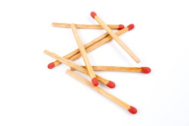 Kükürt izole kibrit kutusu başlangıç hafif ateş ile eşleşir.