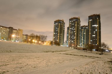 Microdistrict Ribatskoe gece.