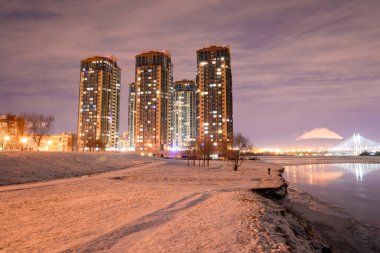 Microdistrict Ribatskoe gece.