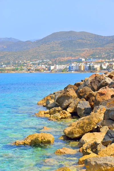 Stenar på kusten av kretensiska havet. — Stockfoto