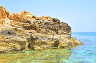 Cretan sahil deniz buzlu.