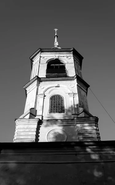 Церква Святого Іоанна Хрестителя в Roschene. — стокове фото